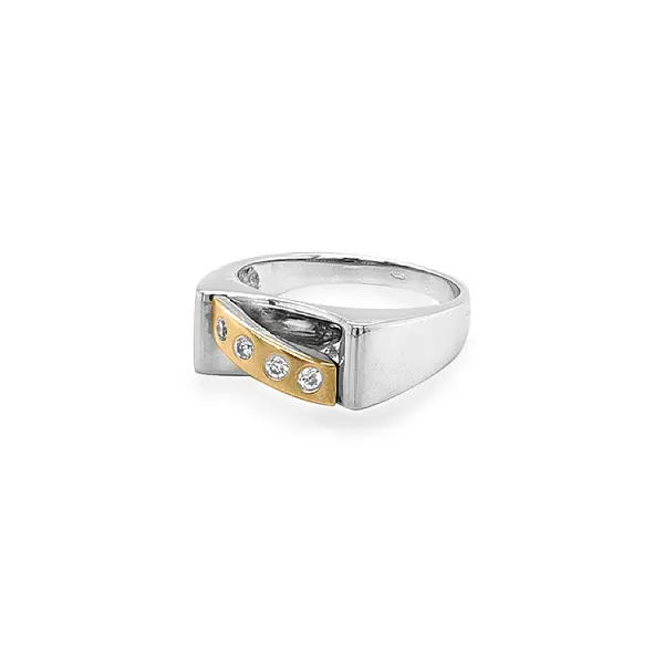 Gold Ring with Zircons