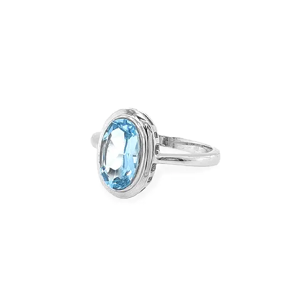 Gold Ring with Blue Zircon