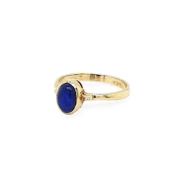 Gold Ring with Lapis Lazuli