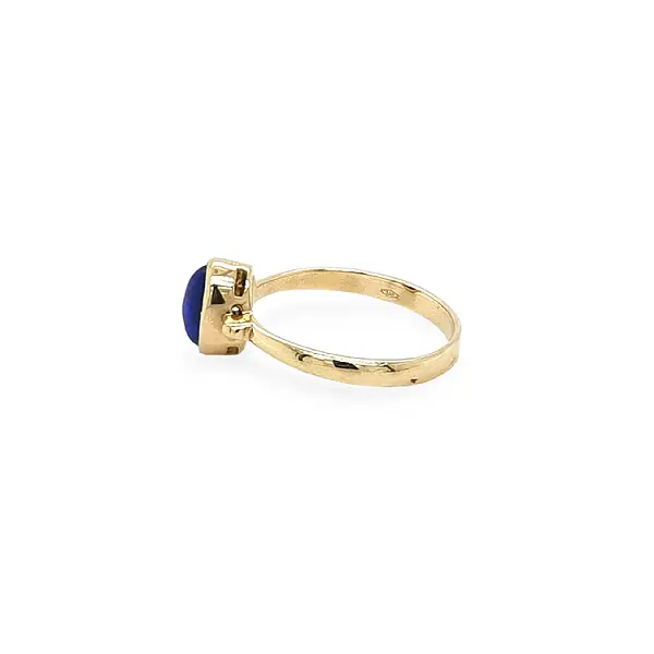 Gold Ring with Lapis Lazuli