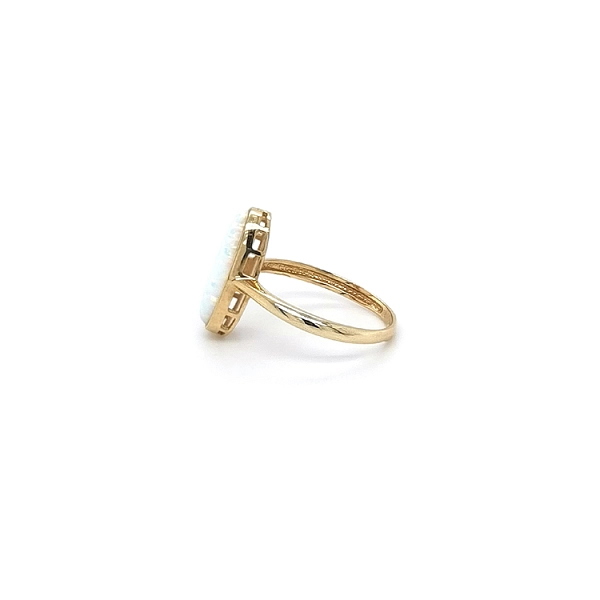 Gold Ring with Opal