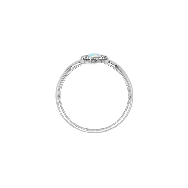 Gold Ring with Opal and Zircones
