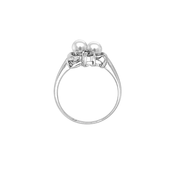 Gold Ring with Pearl and Zircones
