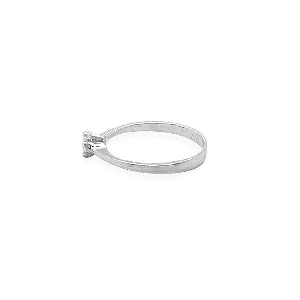 Gold Ring with Zircons