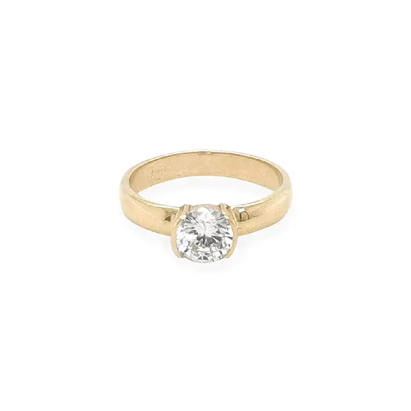 Gold Engagement Ring with Zircones