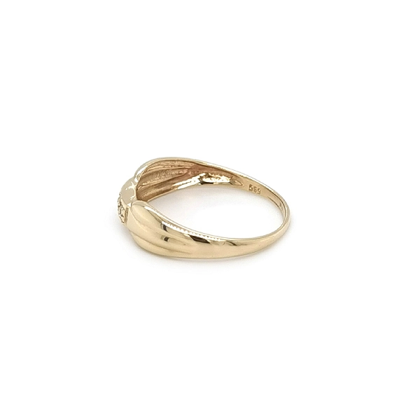 Gold Ring with Zircons