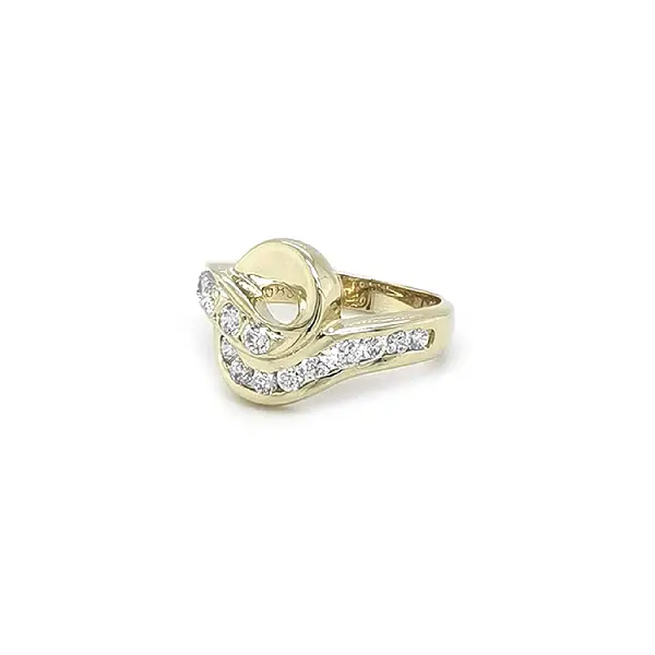 Gold Ring with Zircons