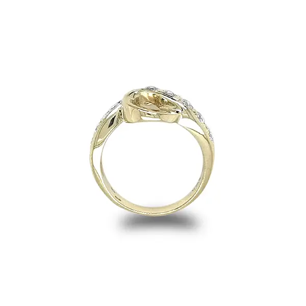 Gold Ring with Zircons