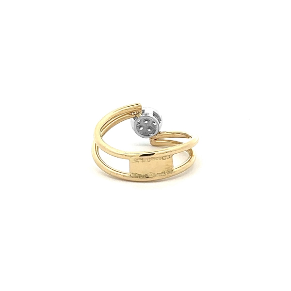 Gold Ring with Zircons