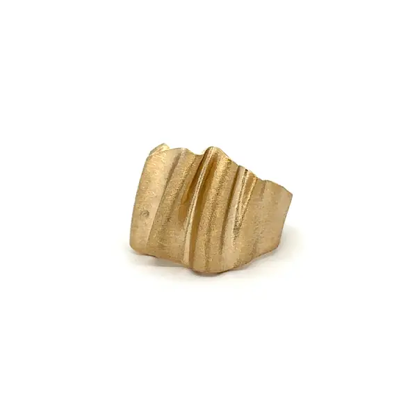 Gold Exclusive Ring