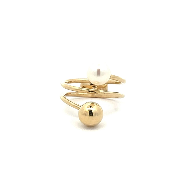 Gold Ring with Pearl