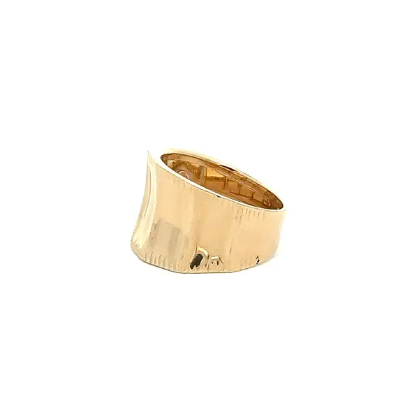 Gold Exclusive Ring