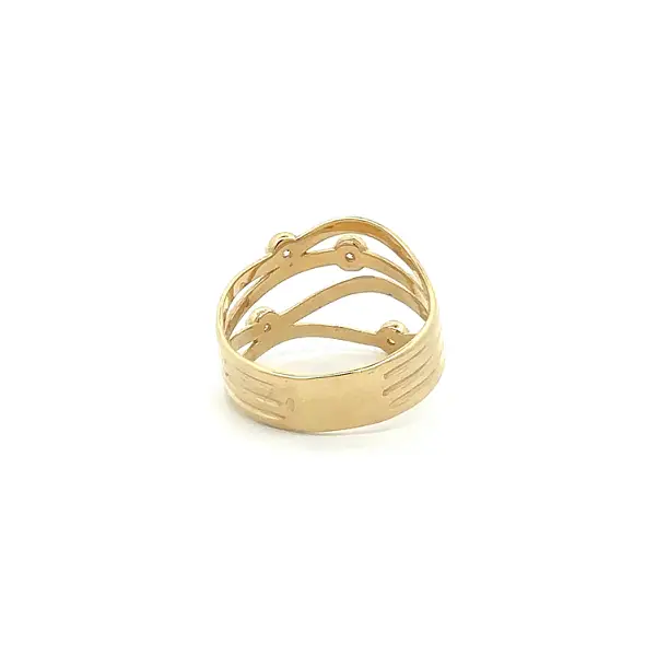 Gold Ring with Zircons