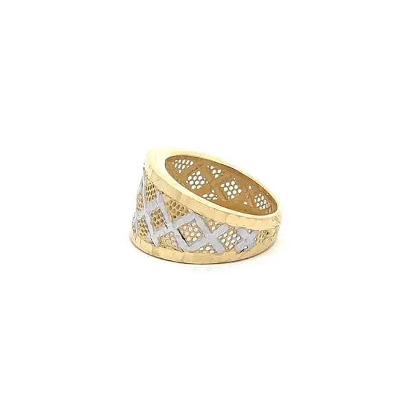 Gold Exclusive Ring