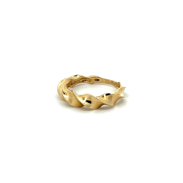 Gold Exclusive Ring