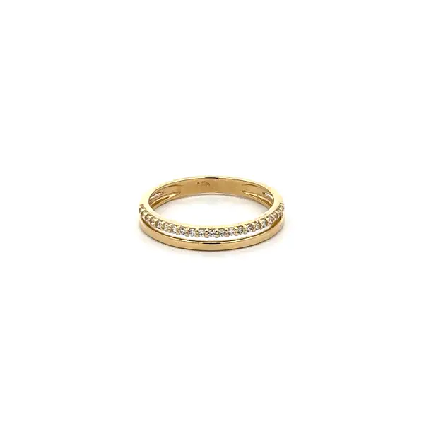 Gold Ring with Zircons