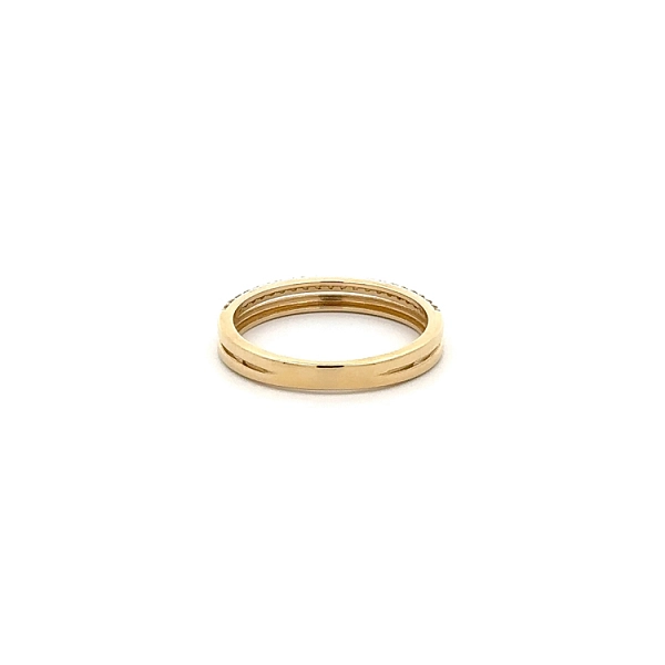 Gold Ring with Zircons