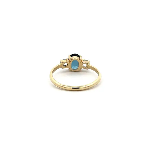 Gold Ring with Topaz