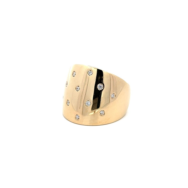 Gold Ring with Zircons