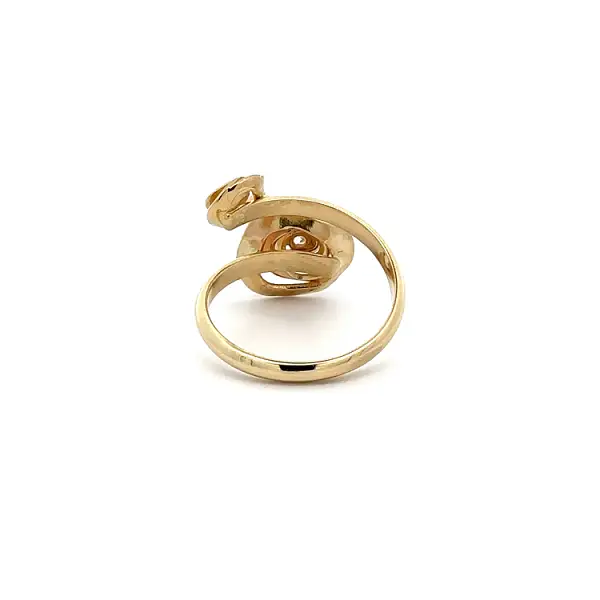 Gold Ring Flowers with Zircon