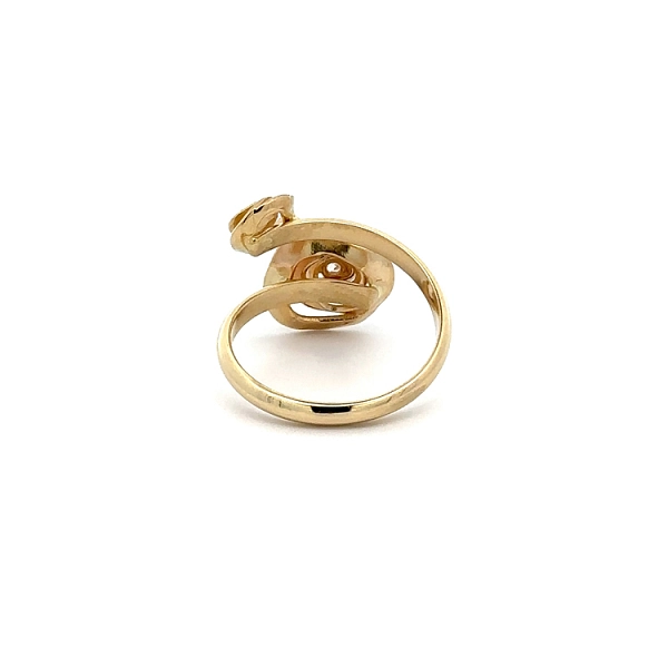 Gold Ring Flowers with Zircon