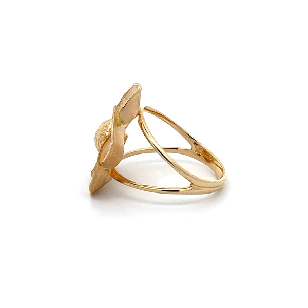 Gold Ring Flower