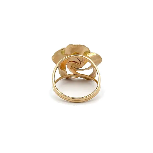 Gold Ring Flower