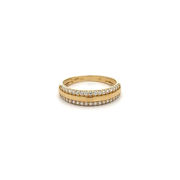 Gold Ring with Zircons