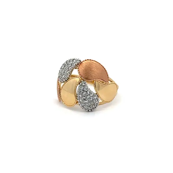 Ring with Zirconias in Gold Combination