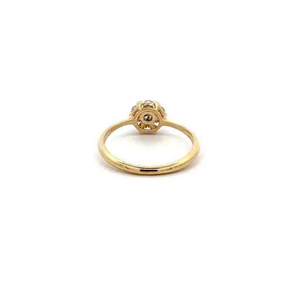 Gold Ring with Zircons