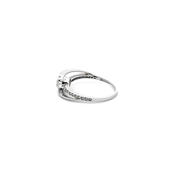Ring with White Gold Zircons