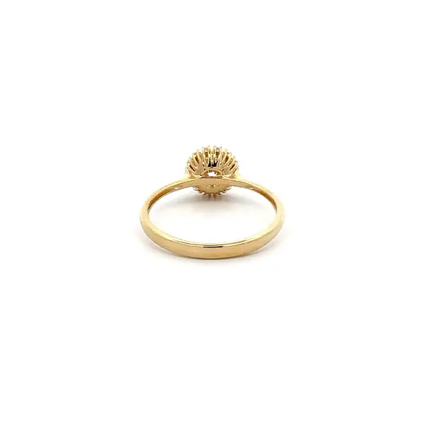 Gold Ring with Zircons