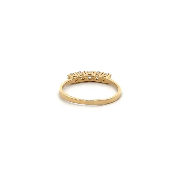 Gold Ring with Zircons