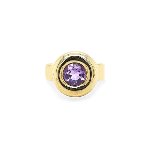 Exclusive Gold Ring with Amethyst