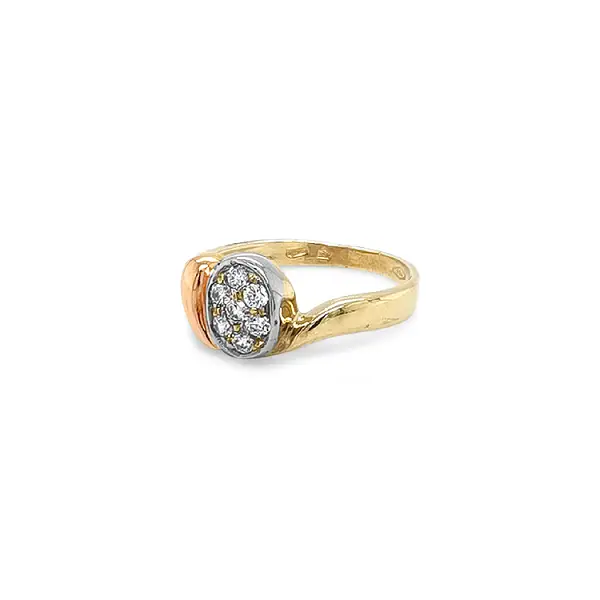 Gold Ring with Zircons