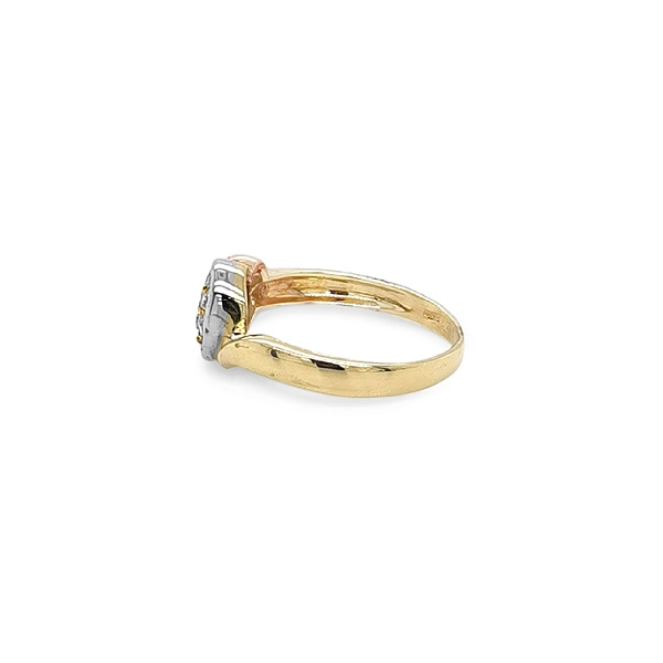 Gold Ring with Zircons