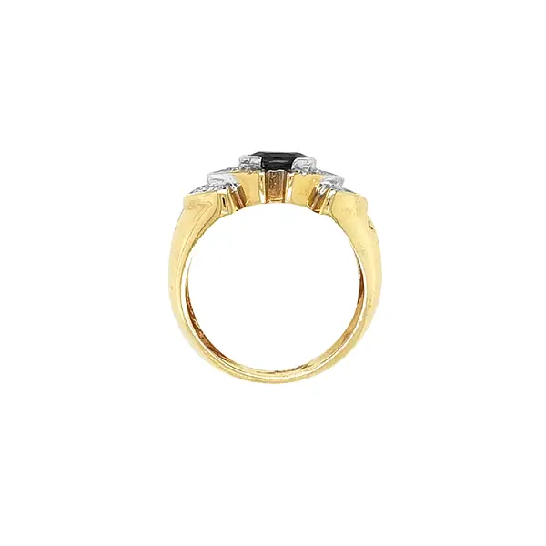 Gold Ring with Zircons