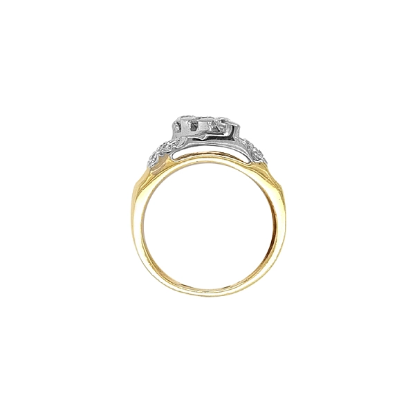 Gold Ring with Zircons