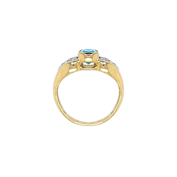 Exclusive Gold Ring with Blue Topaz and Zirconia