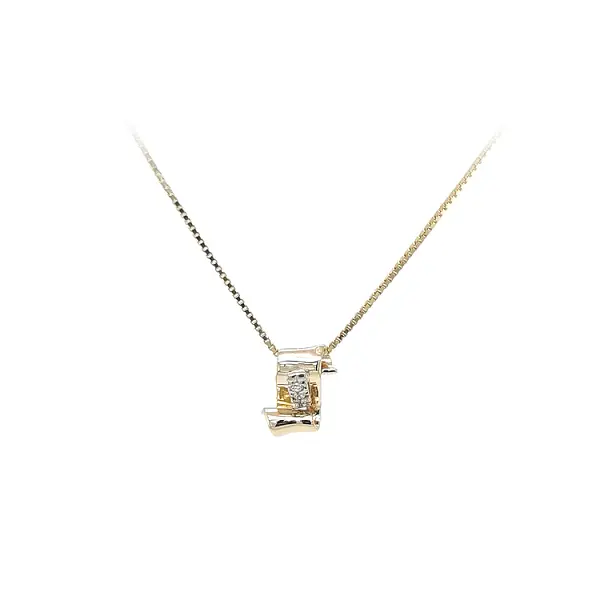 Gold Pendant with Zircons