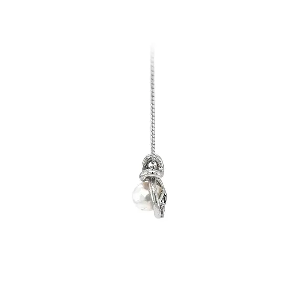 Luxury Pendant with Pearl - The Beauty of White Gold and Pure Elegance