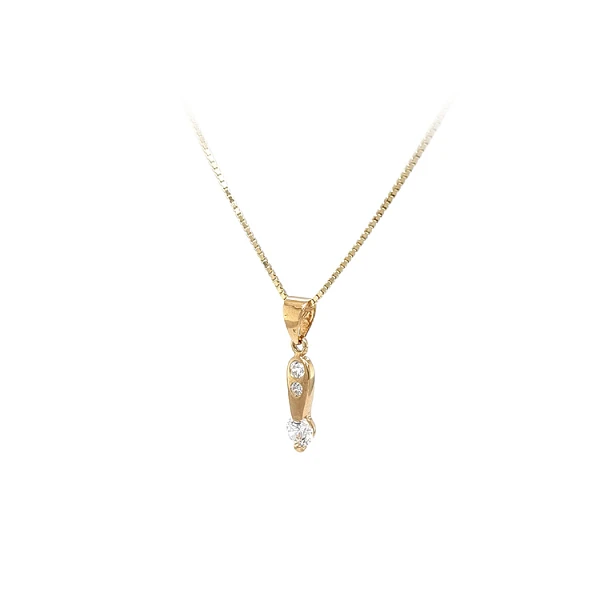 Gold Pendant with Zircons