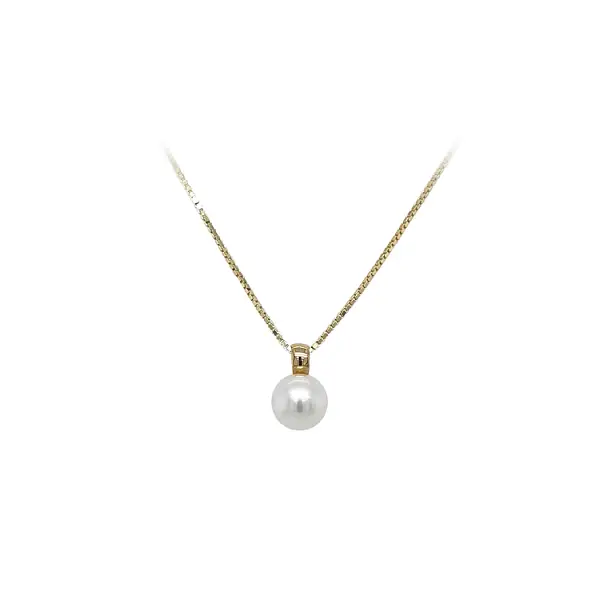 Gold Pendant with Pearl