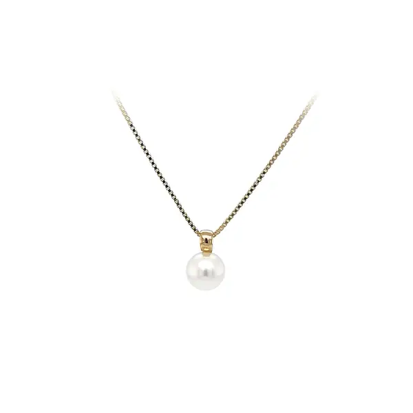 Gold Pendant with Pearl