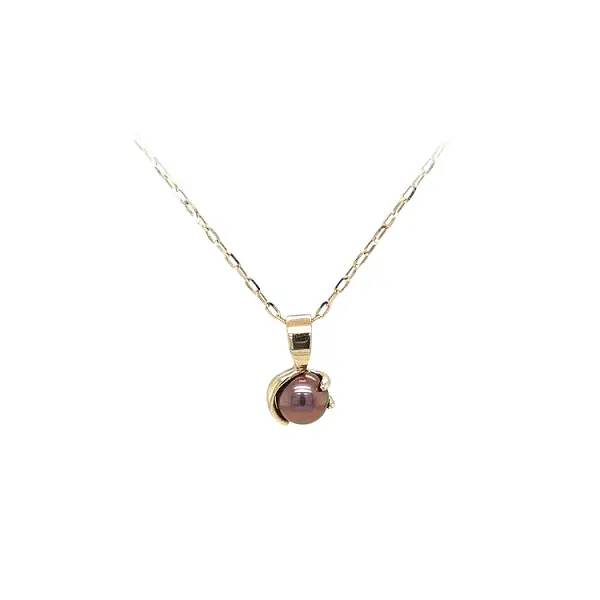 Gold Pendant with Pearl