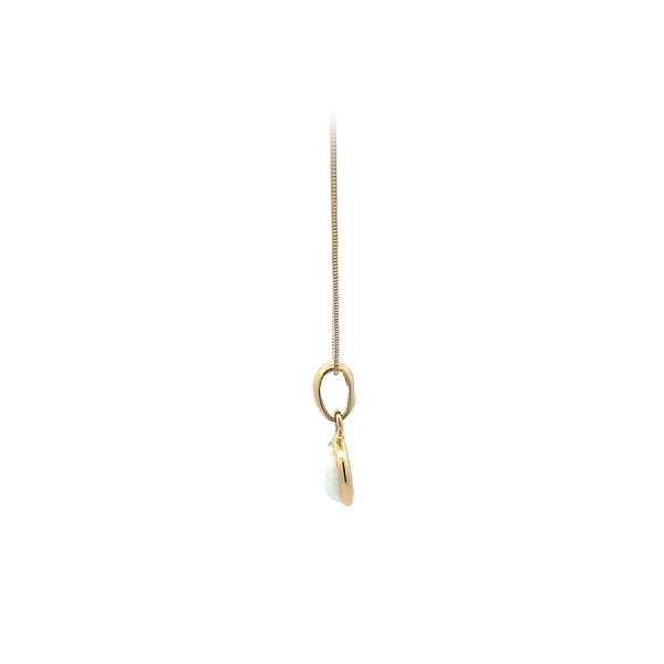 Gold Pendant with Pearl