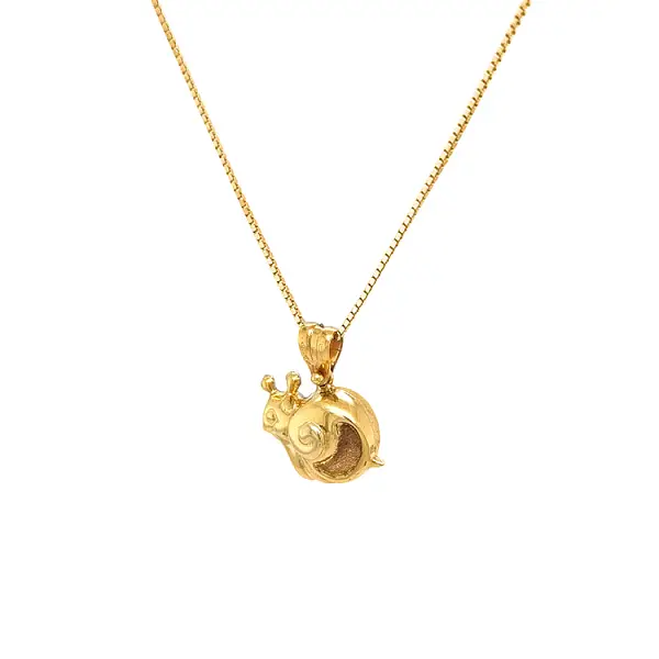 Exclusive Gold Pendant in the Shape of a Snail