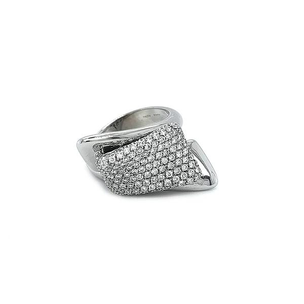 Gold Ring with Diamonds