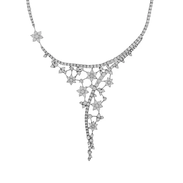 Gold Necklace with Diamonds