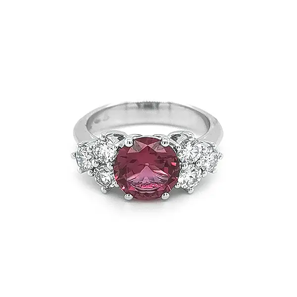 Gold Ring with Red Spinel and Diamonds